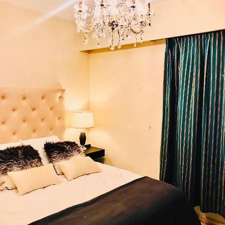 Romantic Room In Shared Apartment * Valencia