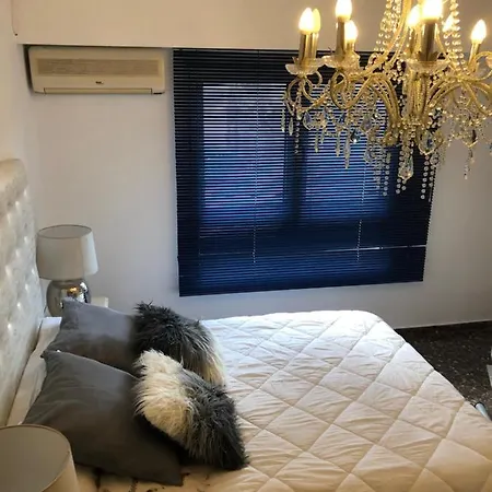 Romantic Room In Shared Apartment