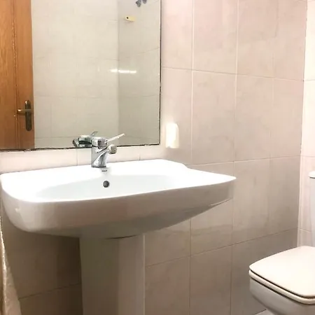 Romantic Room In Shared Apartment Homestay *