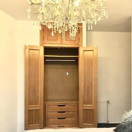Romantic Room In Shared Apartment * Valenza